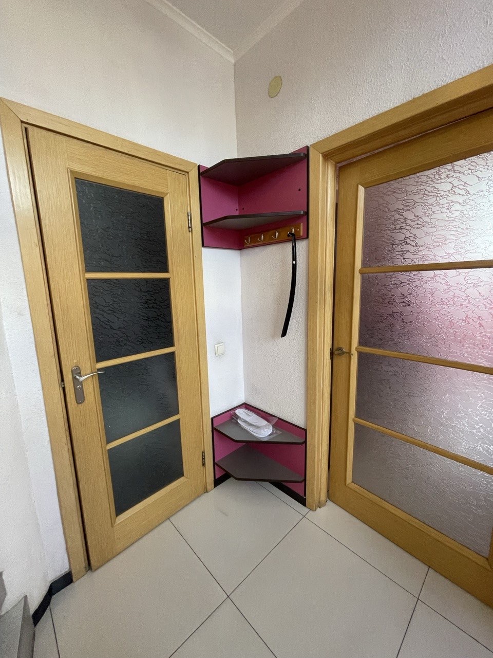 Townhouse99 — передпокій